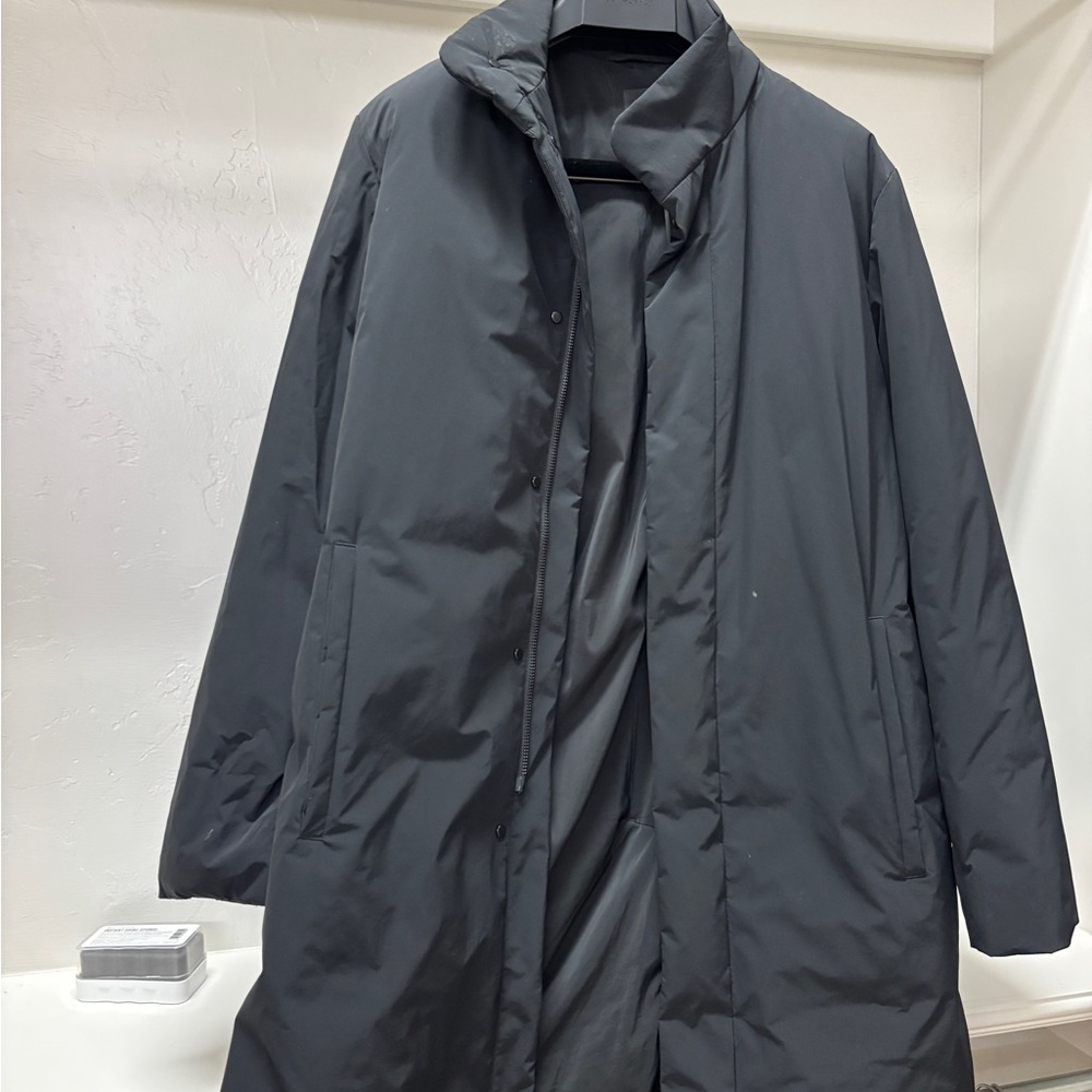 Men's Theory Black Puffer Jacket
